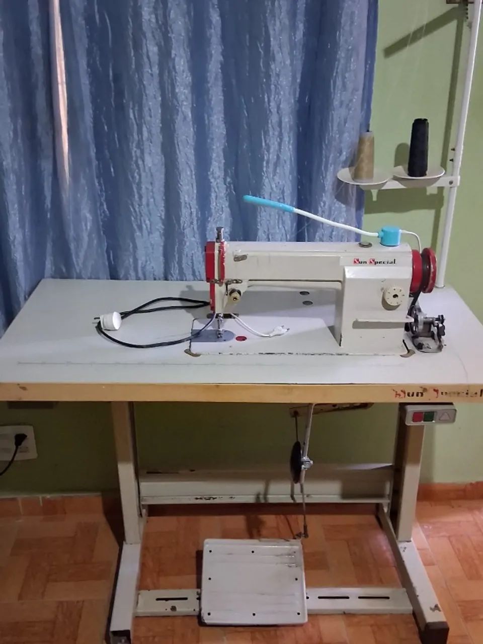 VENDO MÁQUINA Sum special - Foto 2