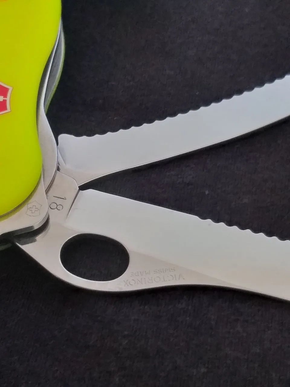 Canivete Suiço Victorinox Rescue Tool - Foto 2