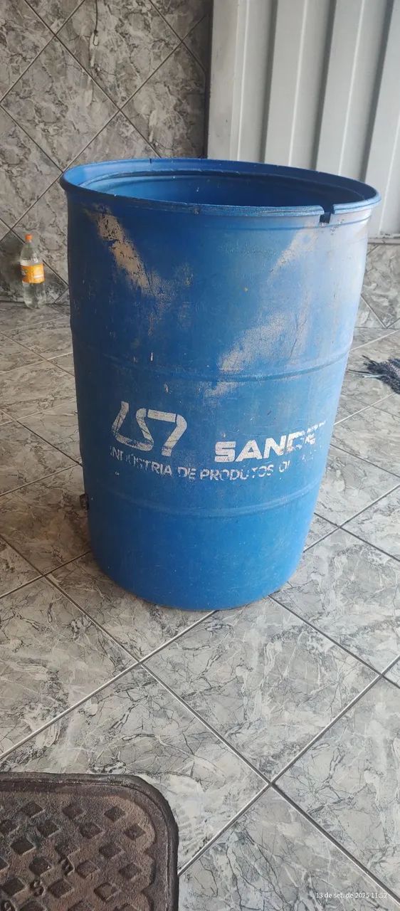 Tambor de plástico 200 litros  - Foto 3