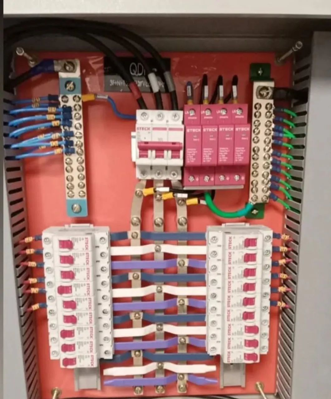 Eletricista instalador  - Foto 2