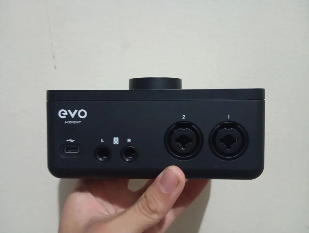Interface de áudio Audient Evo 4 