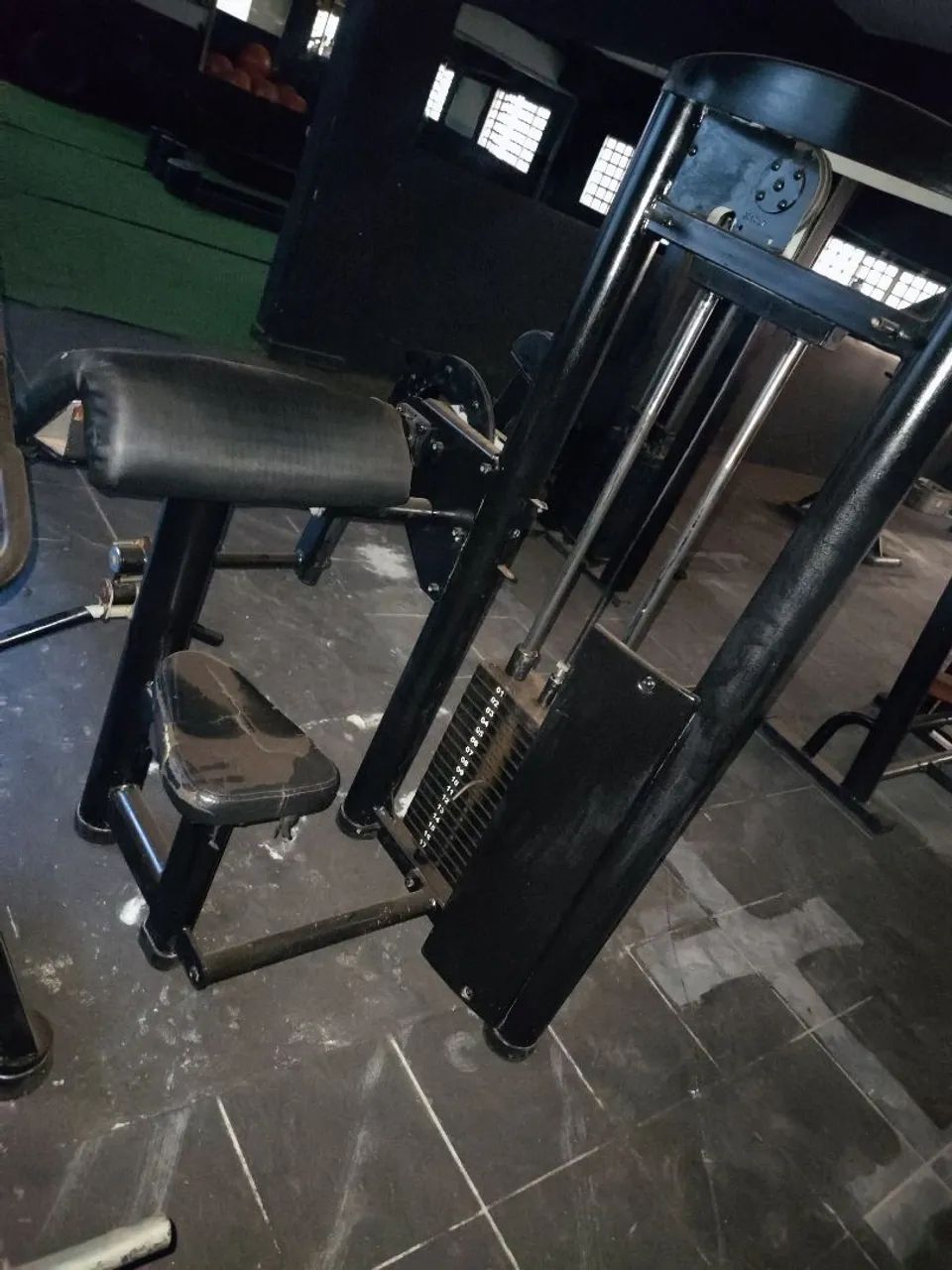 Equipamentos para academia (bíceps e tríceps) - Foto 3