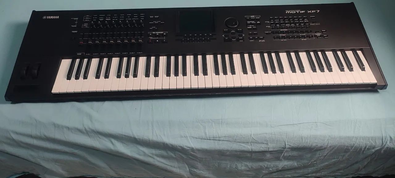 Instrumento super conservado  - Foto 3