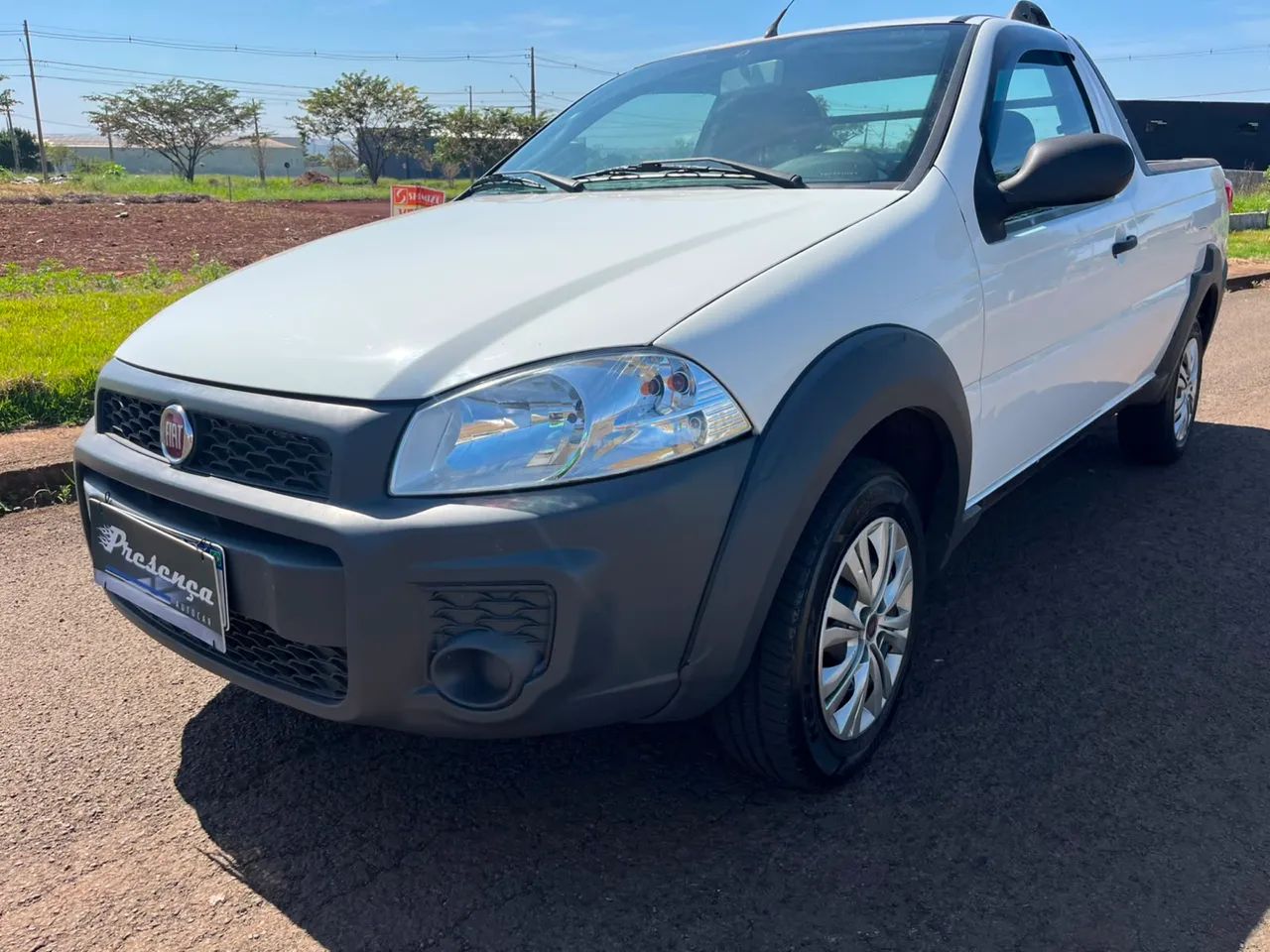 Fiat Strada Strada Working 1.4 mpi Fire Flex 8V CS 2014