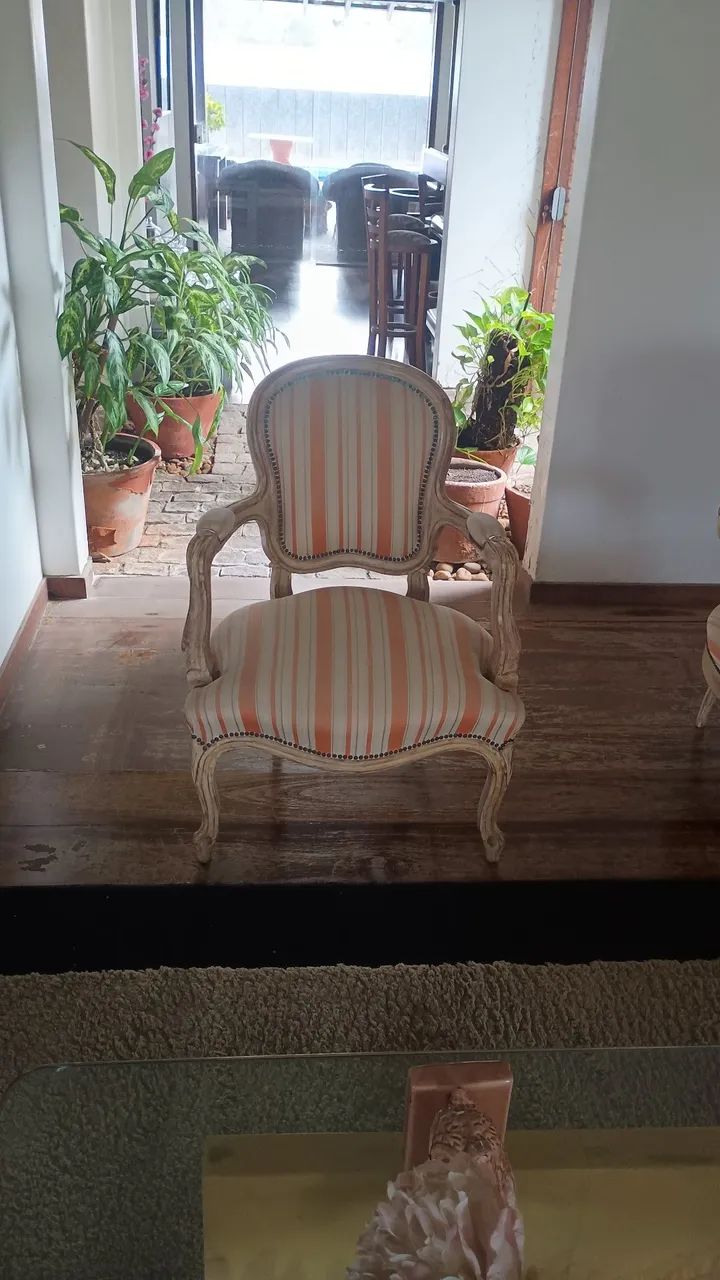 Cadeiras Estilo Luís XV  - Foto 4