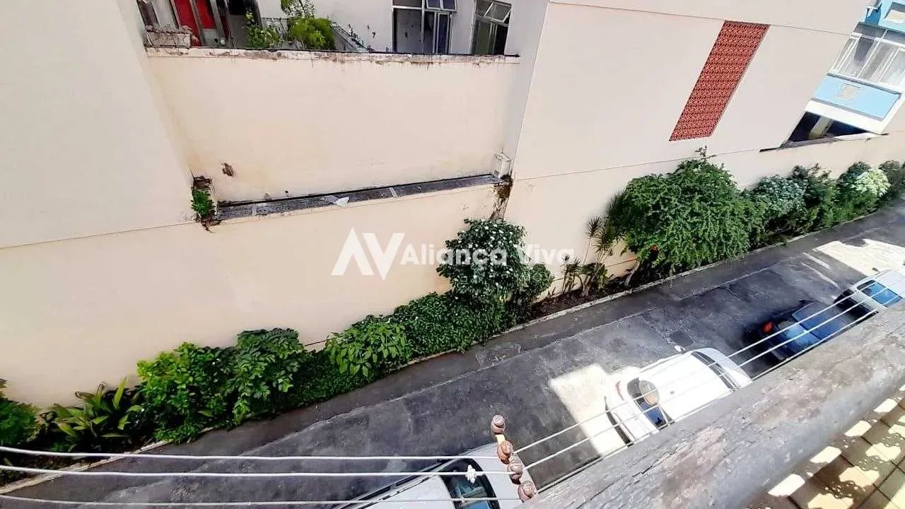 Tijuca | Casa 3 quartos, sendo 1 suite - Foto 2