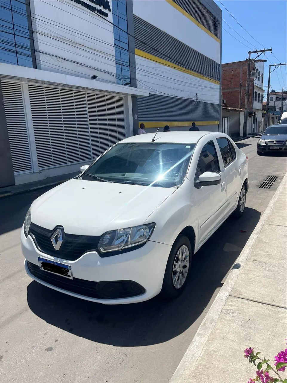 Renault Logan LOGAN Authentique Flex 1.0 12V 4p 2017