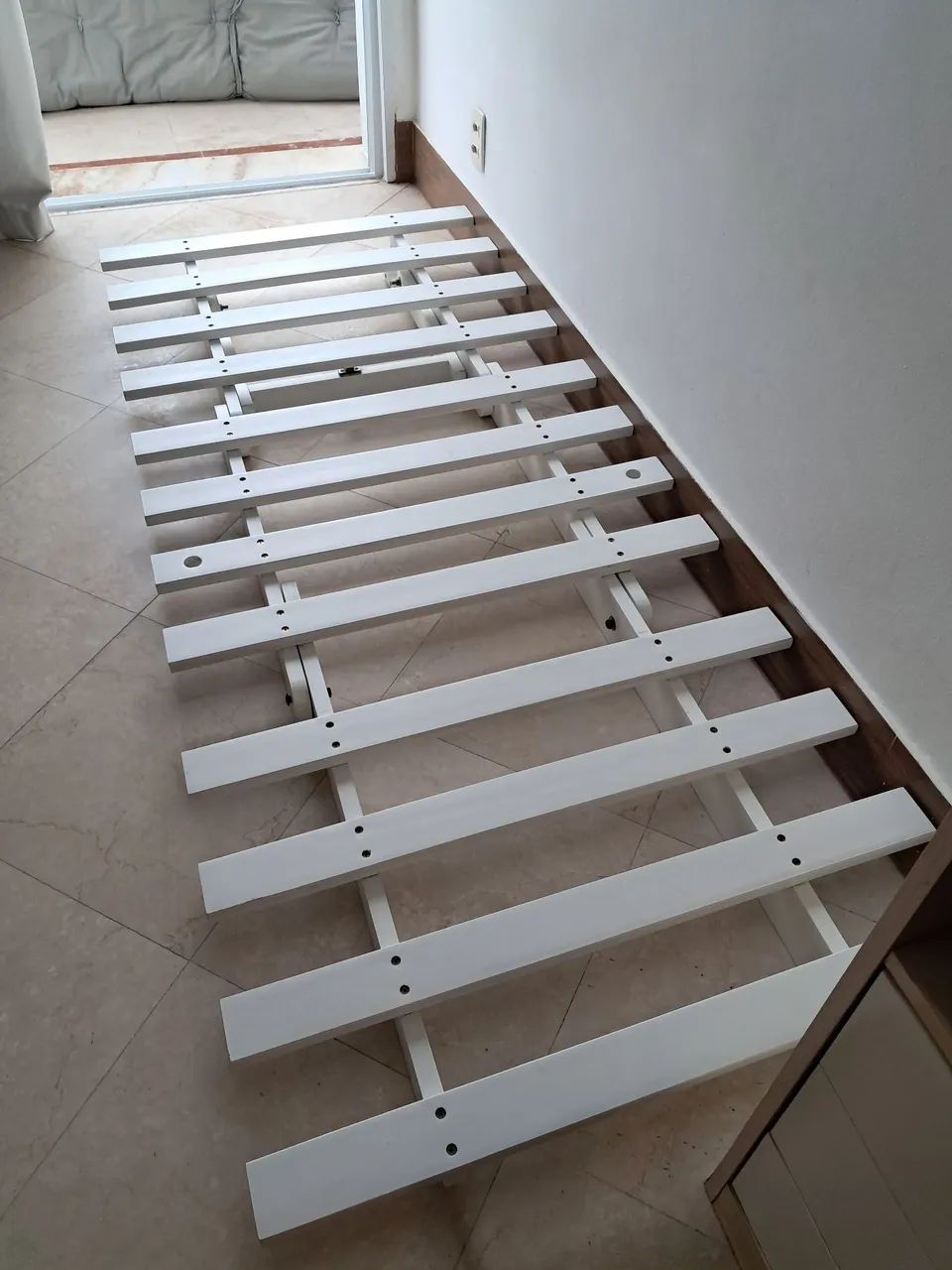 Futon cama e poltrona com base em madeira  - Foto 2
