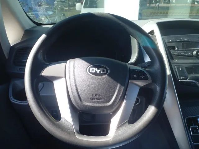 BYD T3 E (elétrico) 2022 - Foto 4