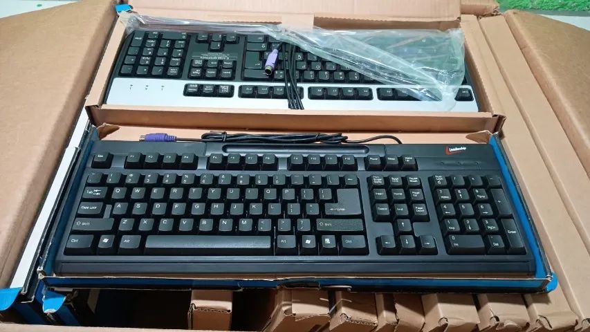 Lote de notebook e teclados de pc (Ref 14) - Foto 3