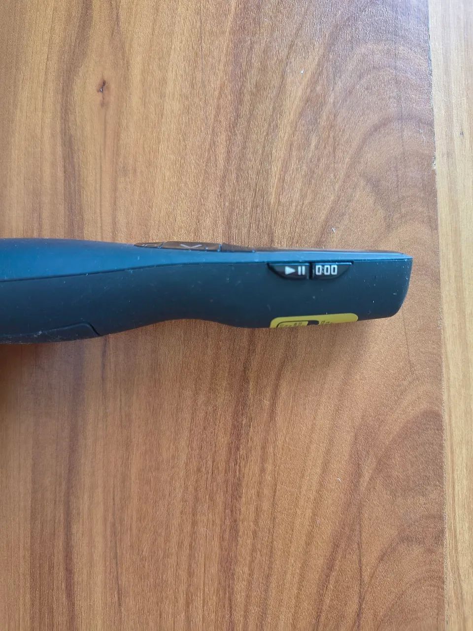 Clicker de apresentação sem fio Logitech R800 com laser verde - Foto 3