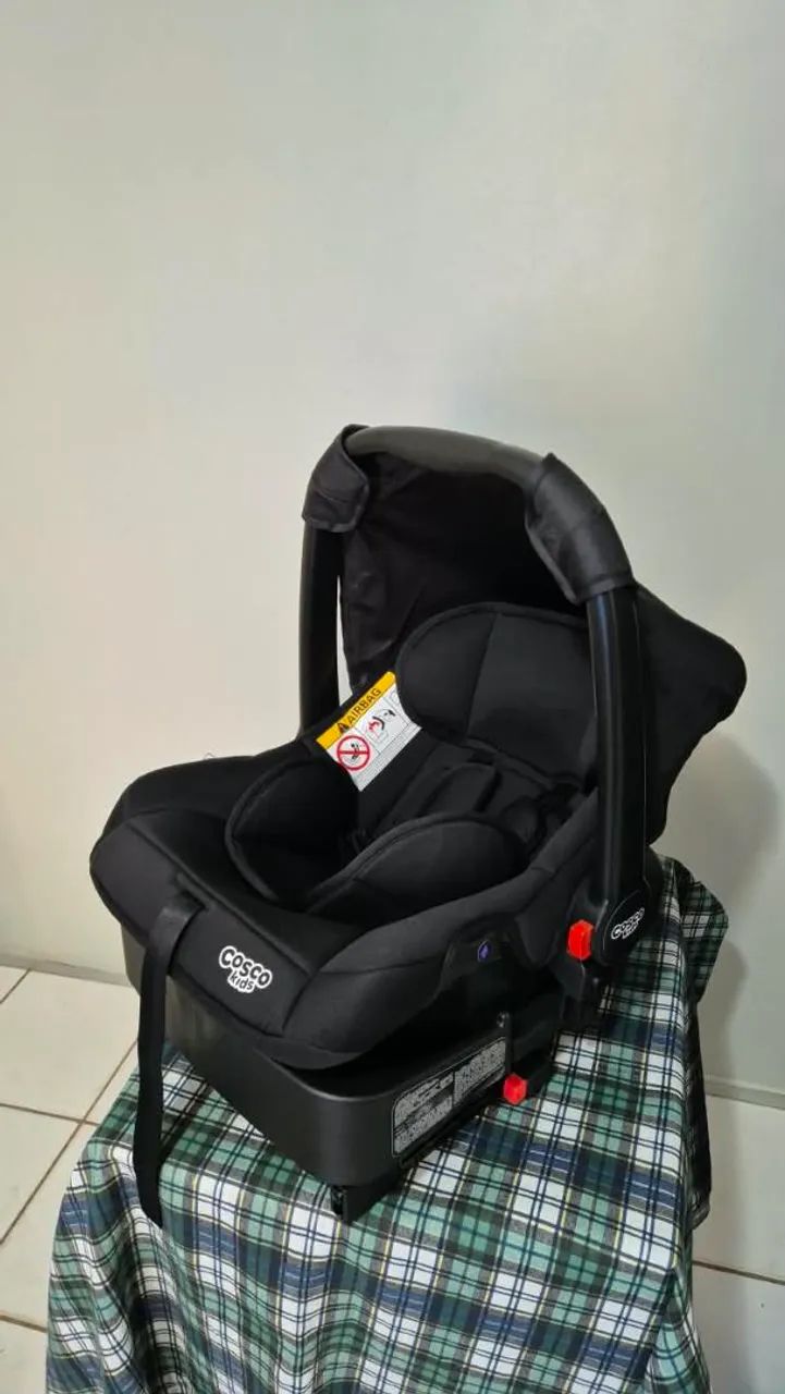 Bebê conforto com base isofix 