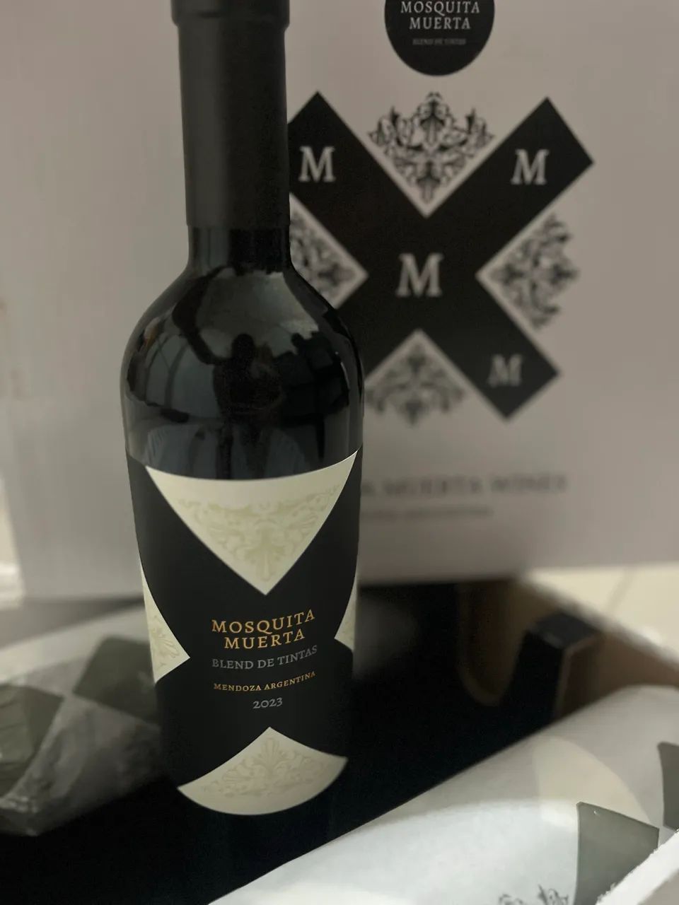 Vinho Mosquita Muerta Blend Argentino Importado - Foto 2