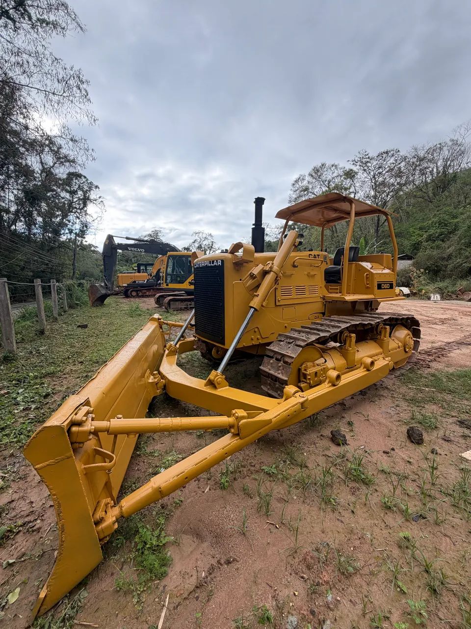TRATOR D6D  - Foto 3