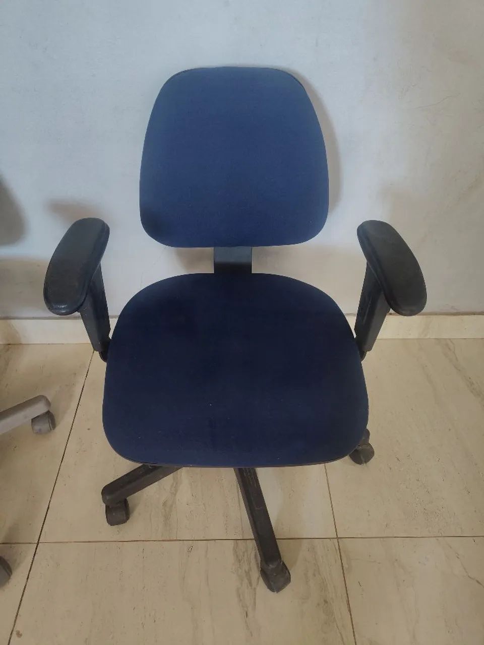Cadeiras de escritório - Foto 2