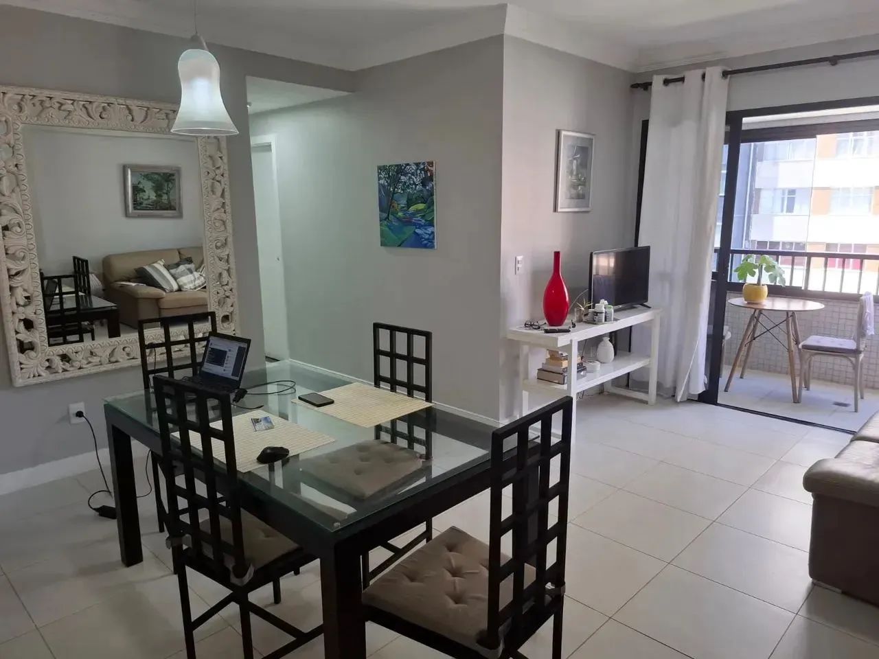 Excelente 2_4 totais semi mobiliado!!!