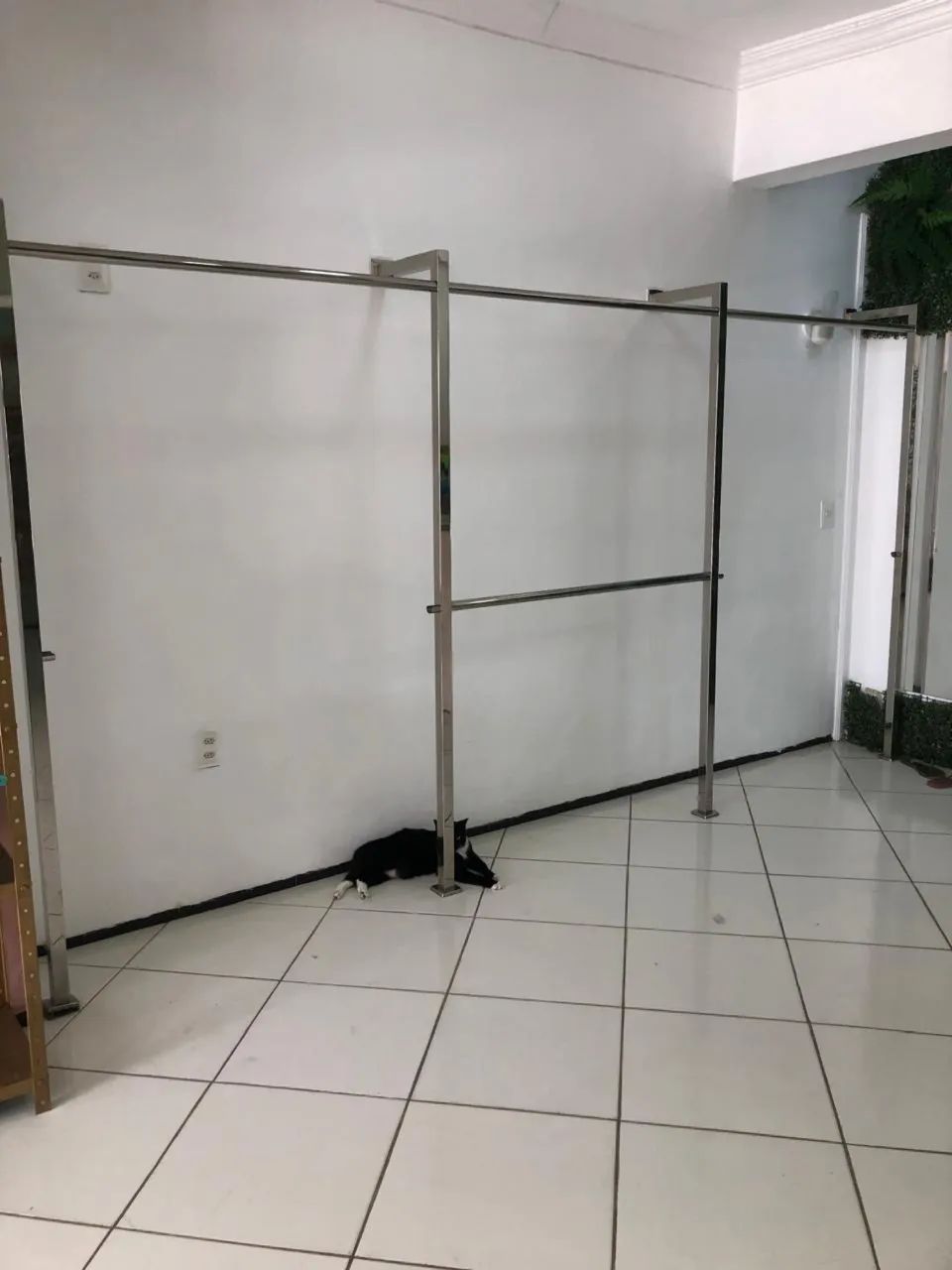 Arara loja roupa em aço inox 