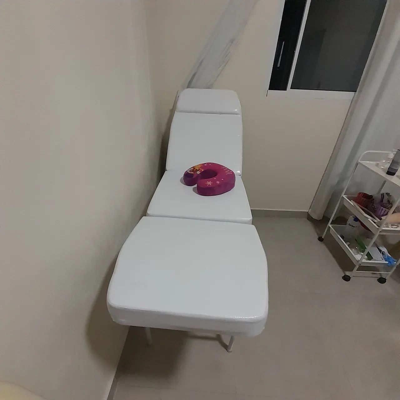 Vende-se uma maca em excelente estado 