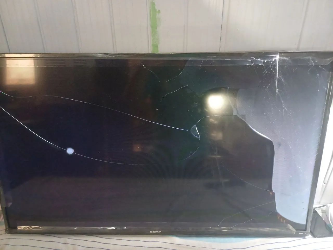 Vendo com defeito tv smart - Foto 3