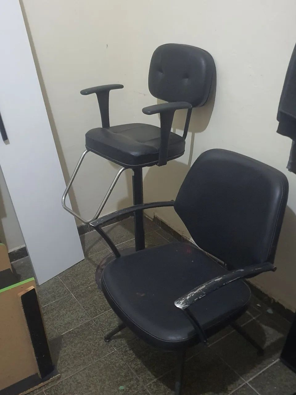 Cadeiras salão de beleza marca conceituada no mercado haisam - Foto 2