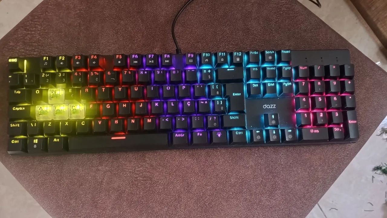 Teclado mecânico Dazz