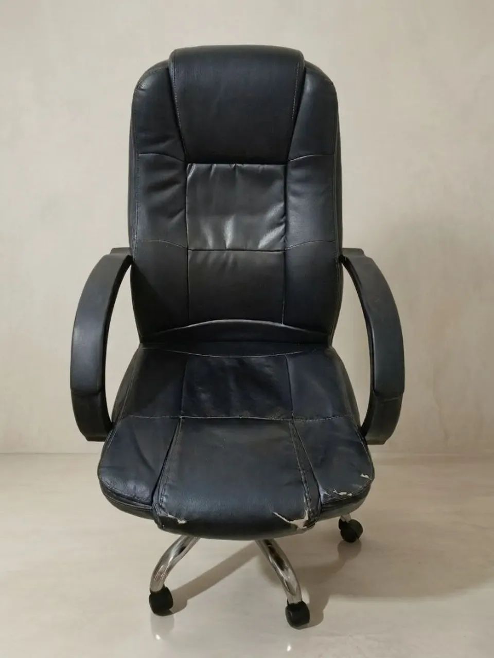 Executive Office Chair with Swivel Base - Chrome-plated Base (Used)