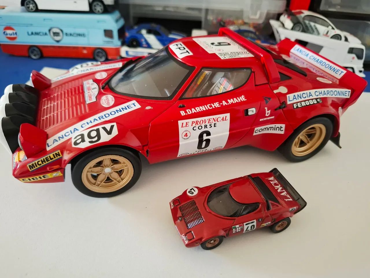Miniatura Lancia Stratus HF 1:18 e Hot Wheels 1:64!!! - Foto 4