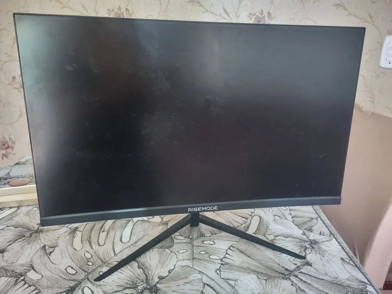 Monitor Rise Mode quebrado para retirar peças 