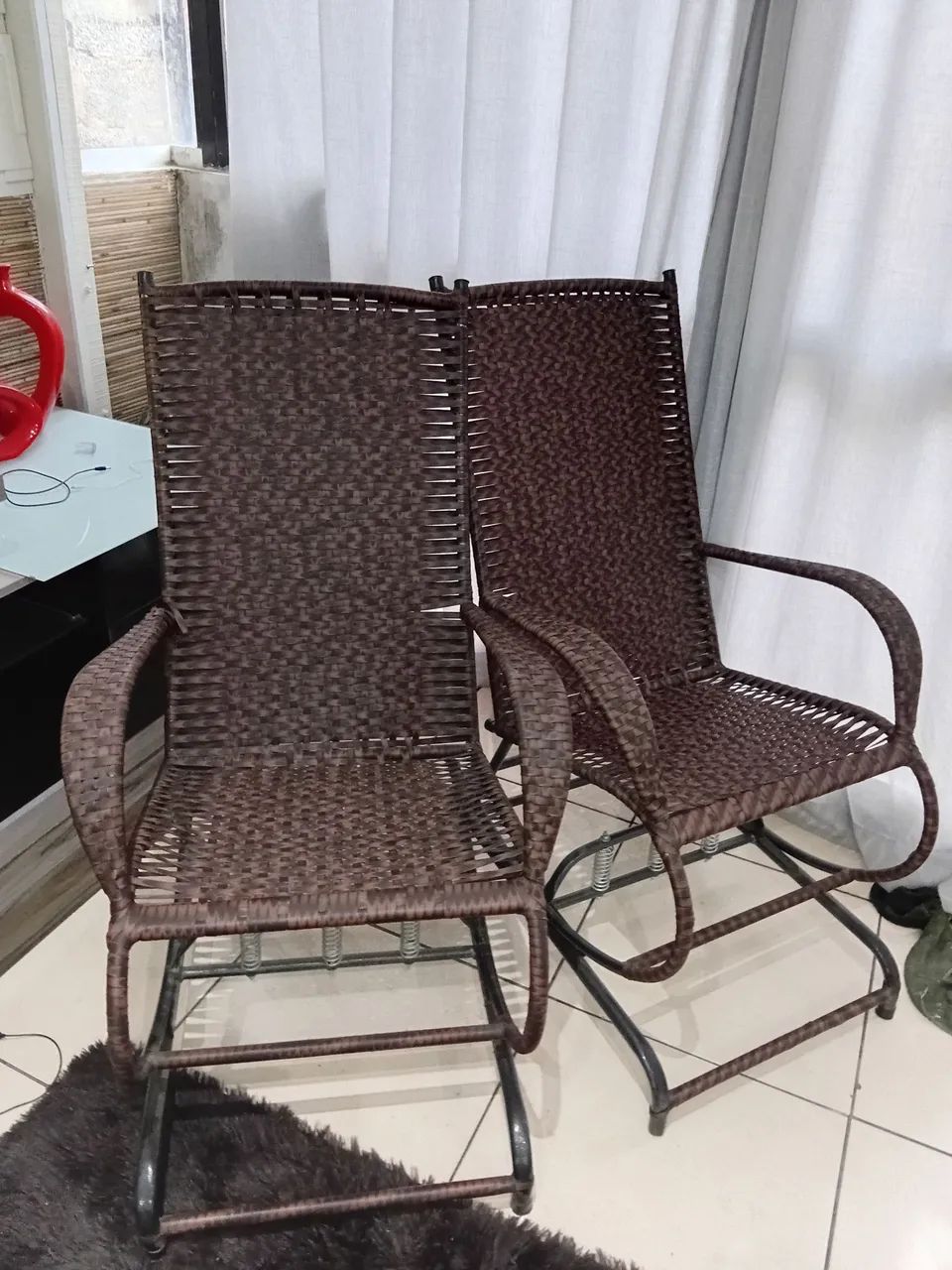 2 cadeiras de balanço lindas 489,00