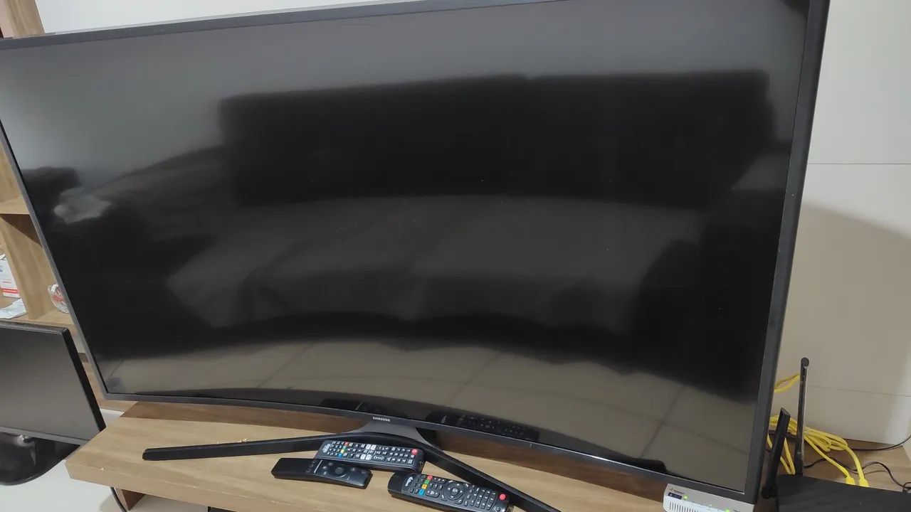 Tv Samsung curvada 49  - Foto 2