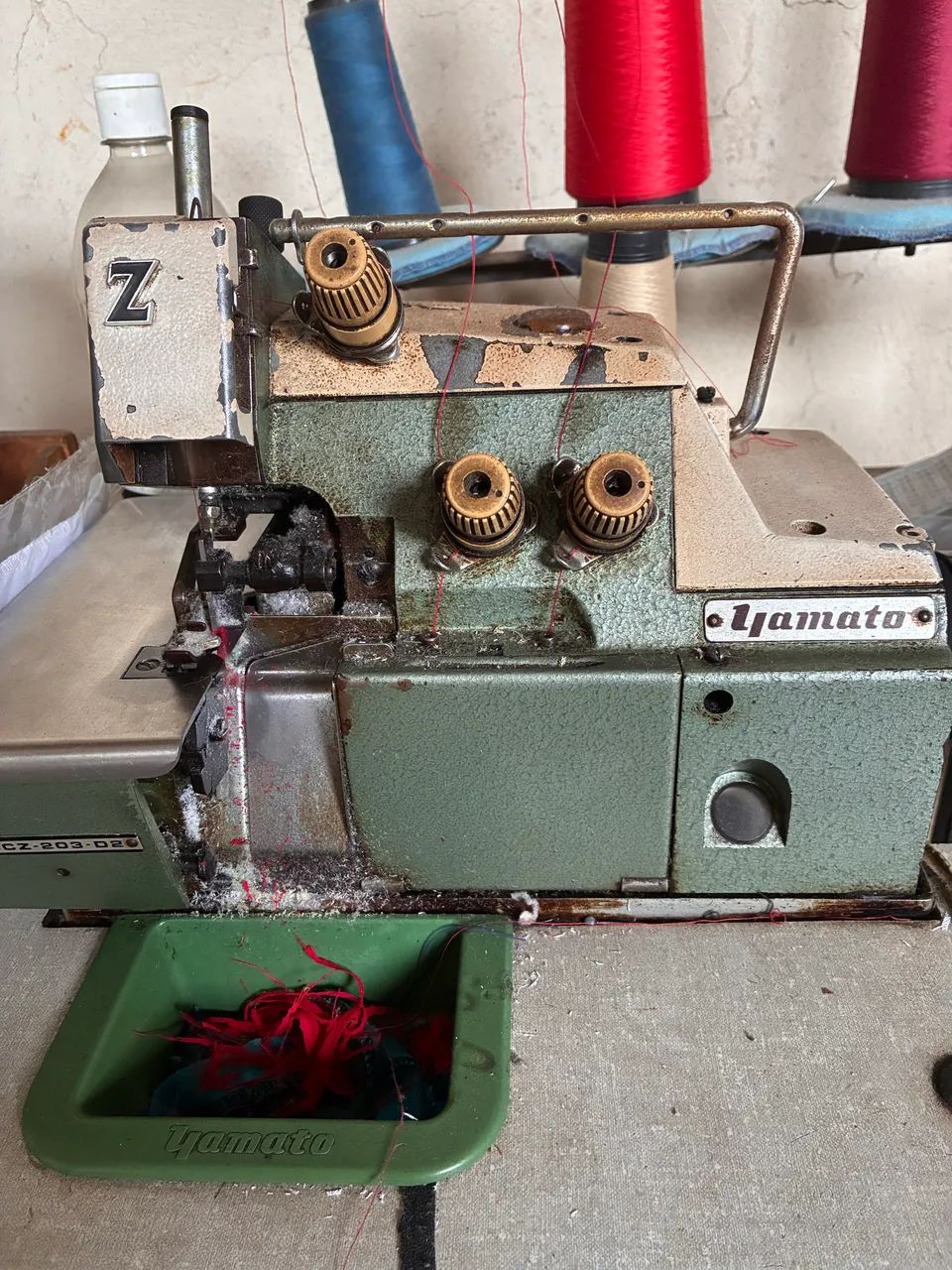 Máquina overlock industrial 