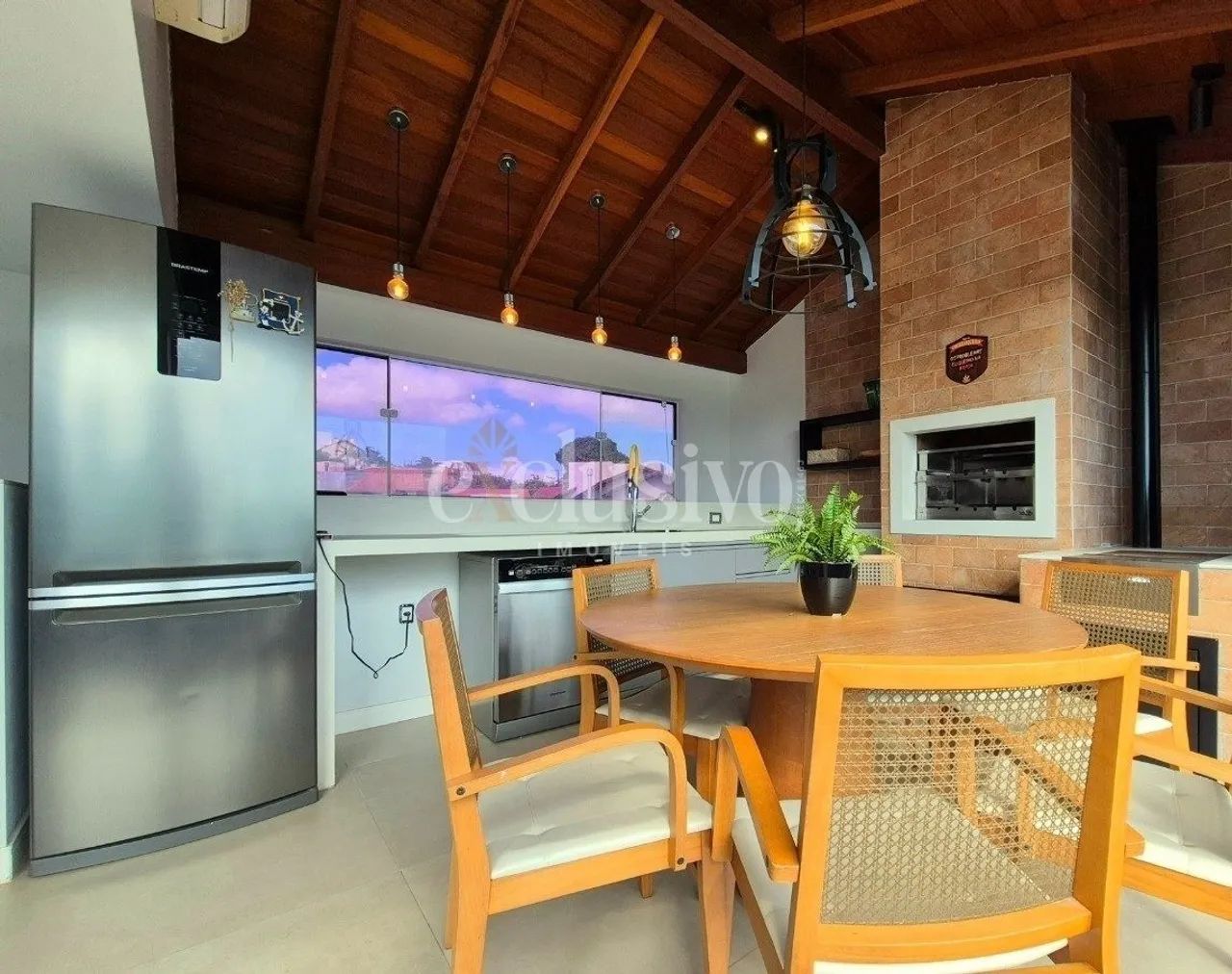 Casa de 3 Pavimentos com Piscina e Vista Mar - Foto 3