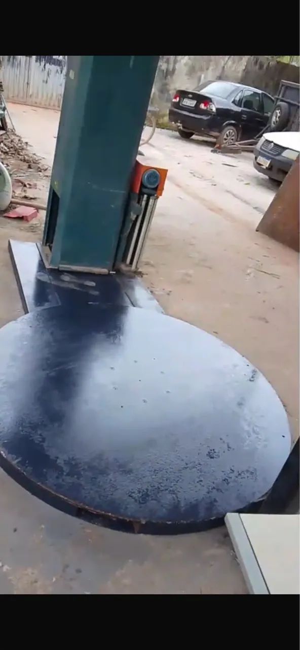 Envolvedora de paletes semi automática 