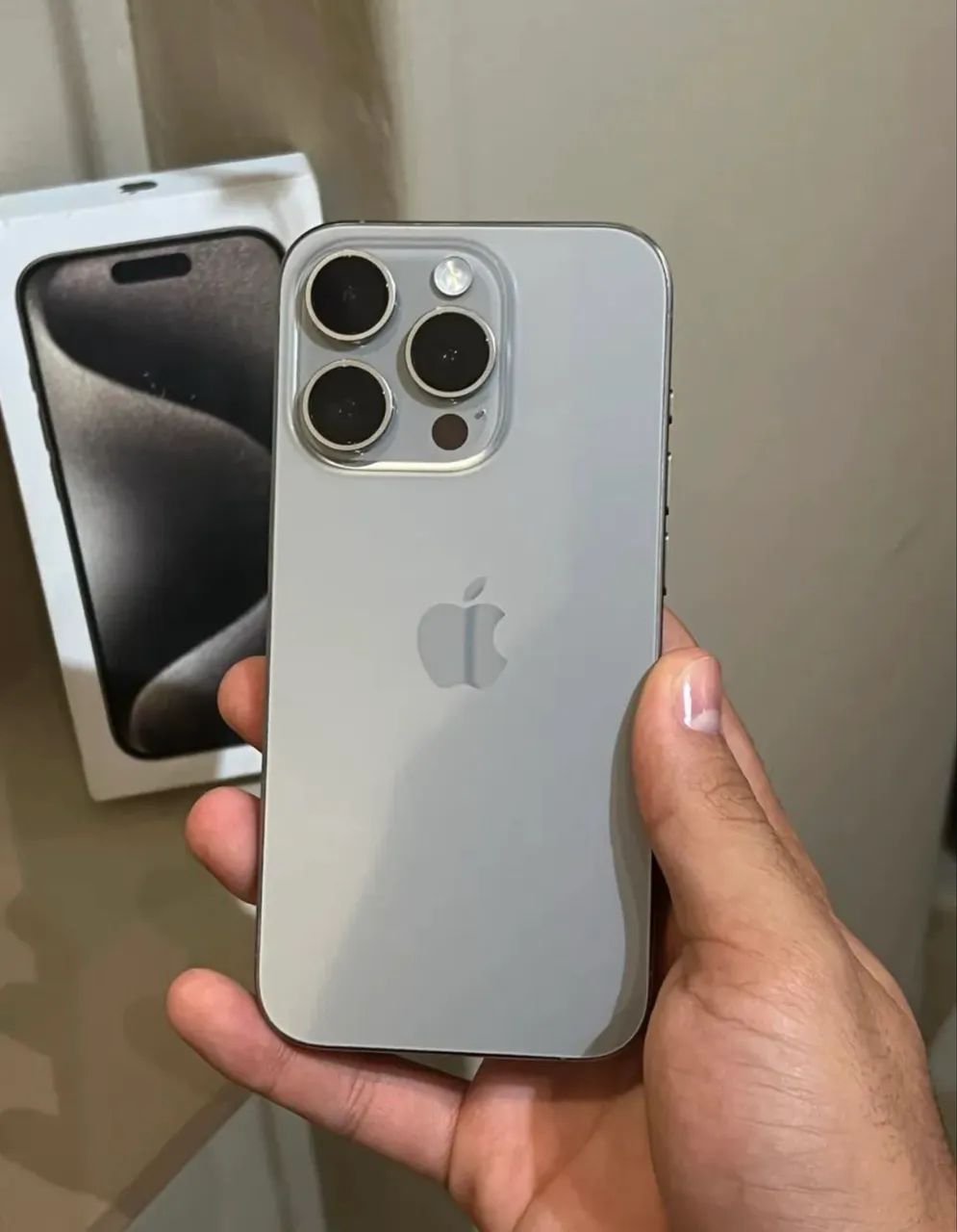 iPhone 15 PRO 256 Titânio - EXTRA