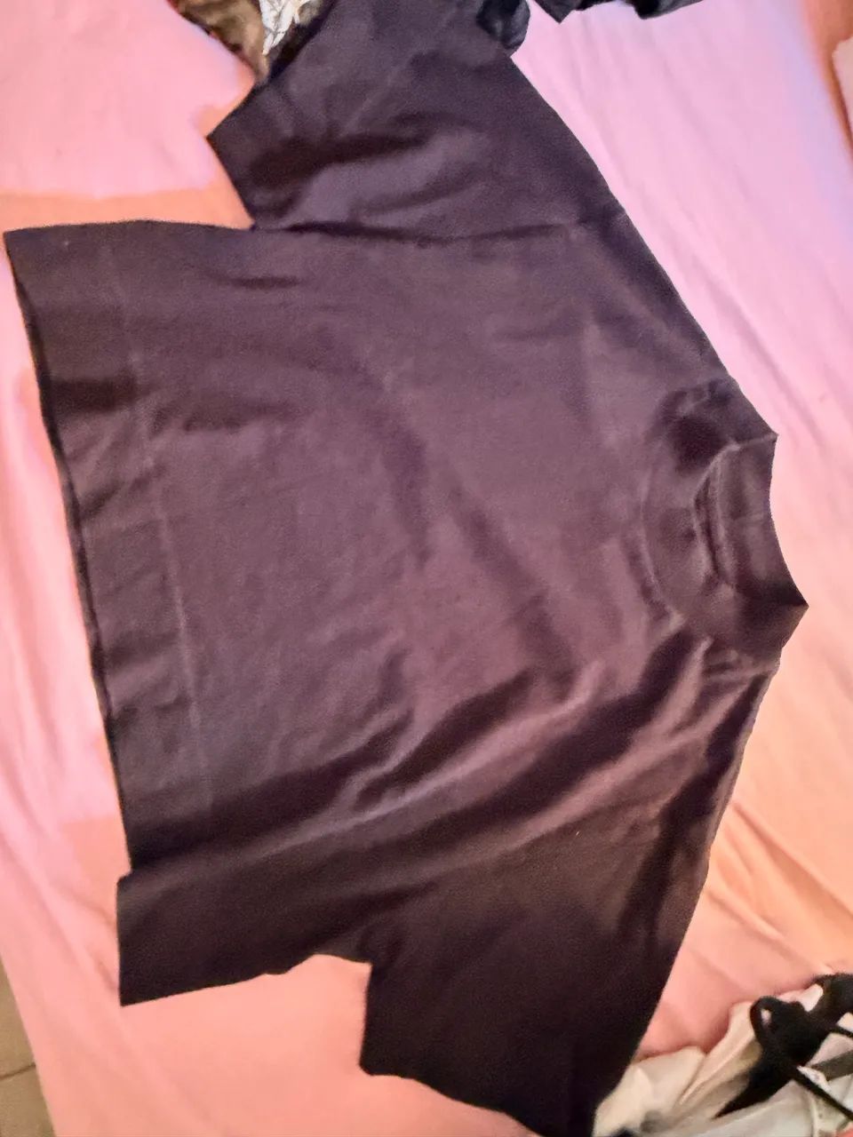 Blusas diversas 10 reais cada peça - Foto 4