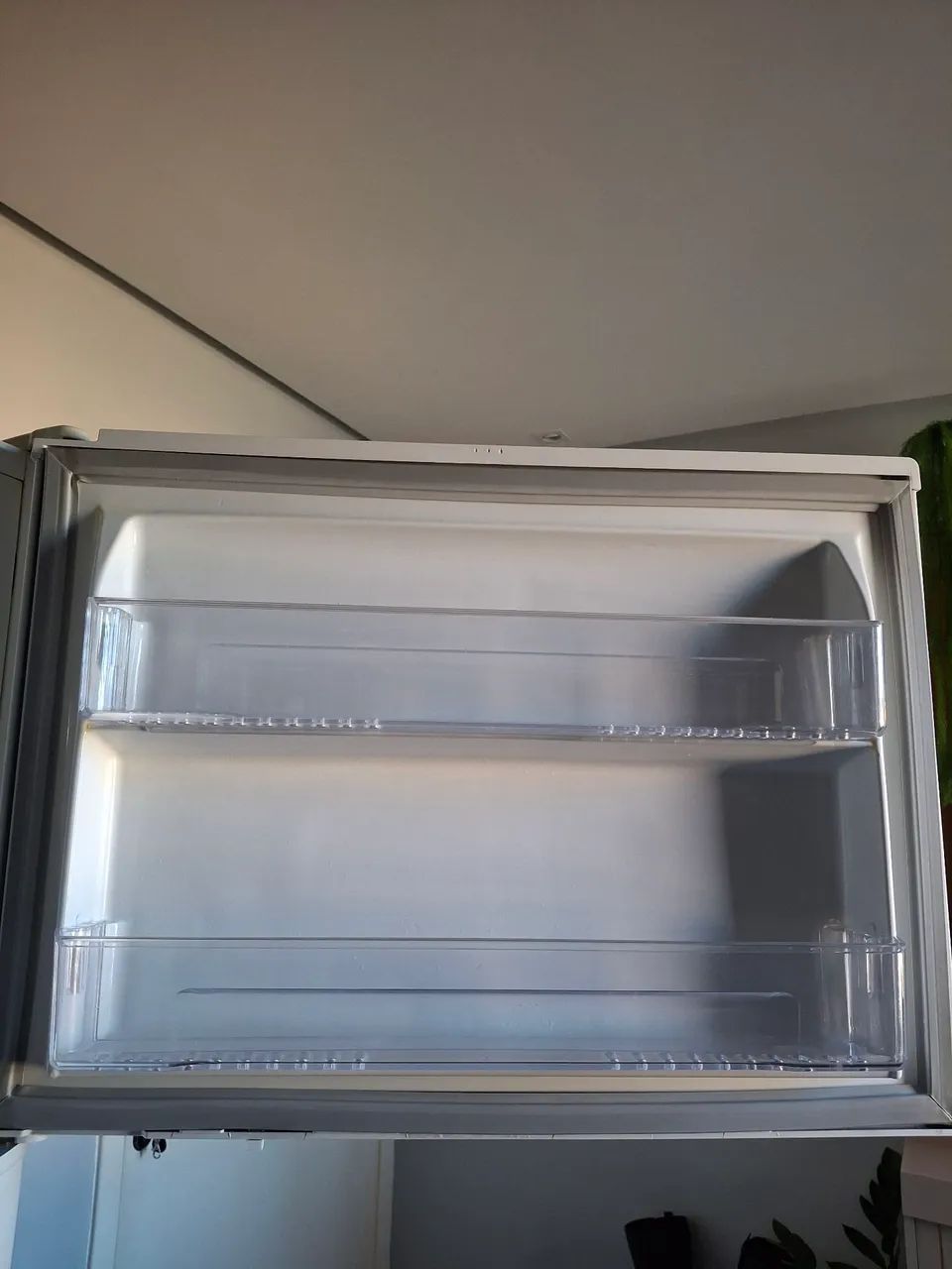 Vendo geladeira Electrolux  - Foto 3
