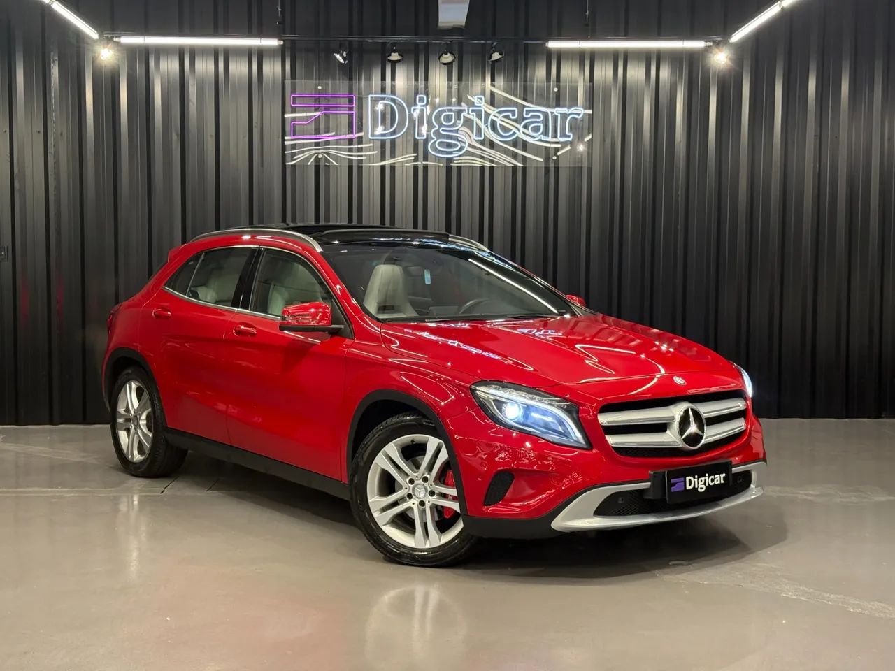 Mercedes-Benz GLA 200 Vision 1.6/1.6 TB 16V Flex Aut. 2015