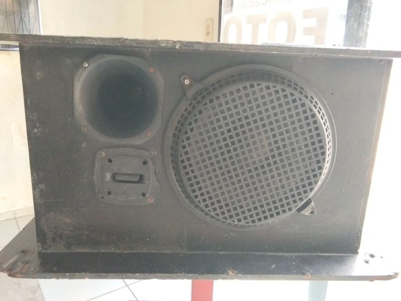 Caixa de som de 1.200 watts  - Foto 4
