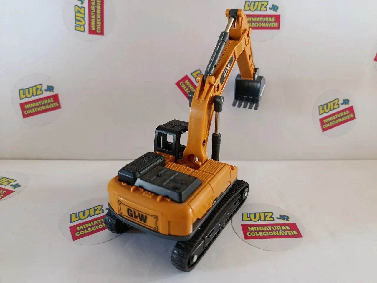 Miniatura Escavadeira - Construção  - Foto 5