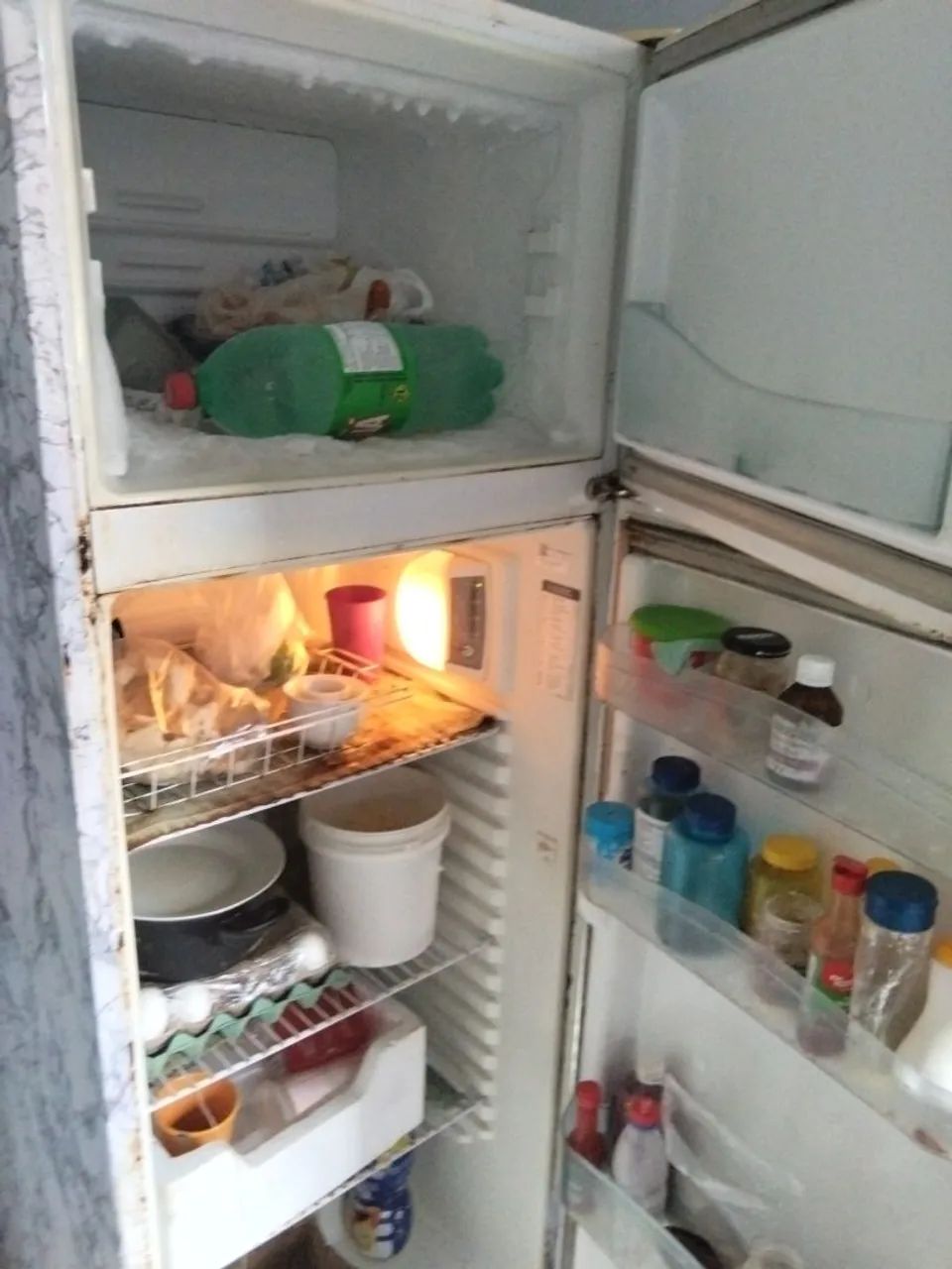 Vendo geladeira Consul dulplex - Foto 2
