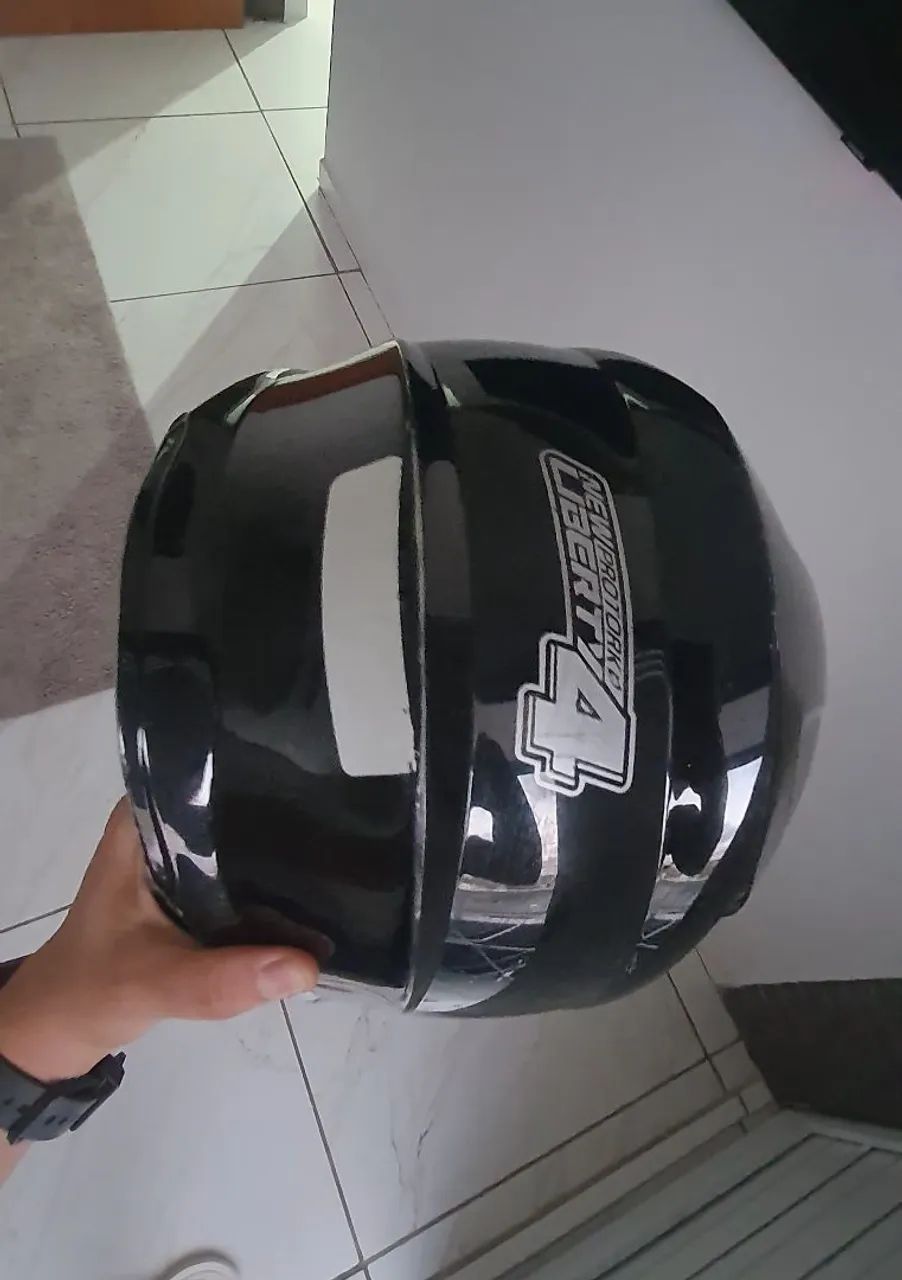 Capacete preto - Foto 2