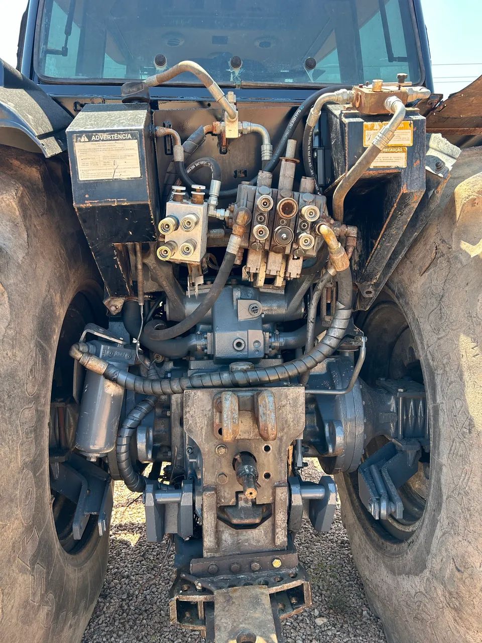 TRATOR BH205 - Foto 3