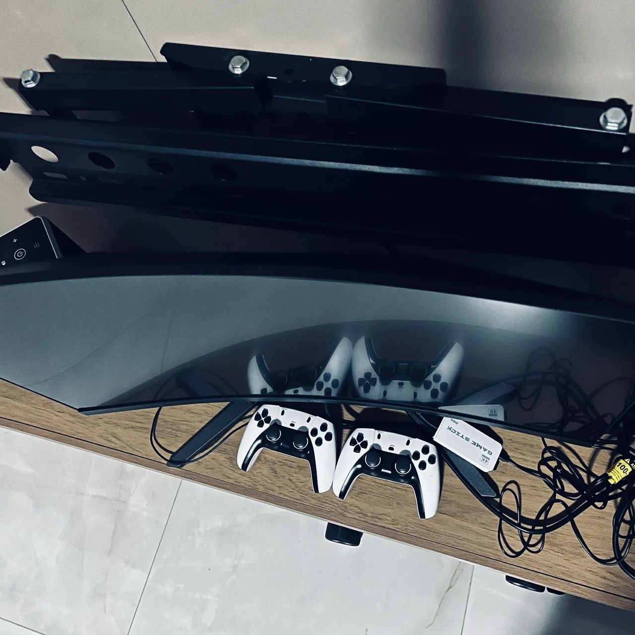 Monitor Gamer Curvo AOC AGON QUAD 32"  - Foto 2