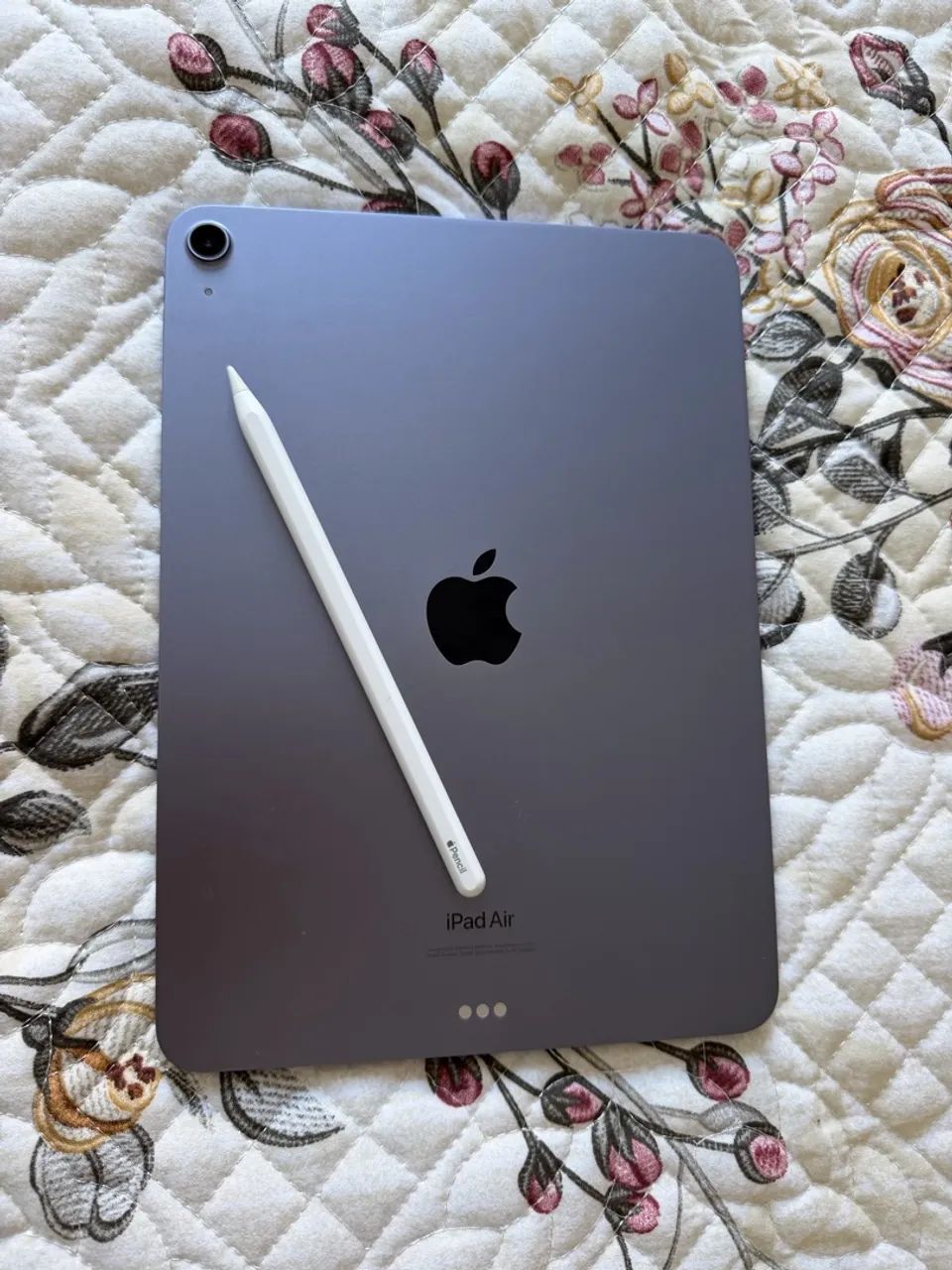 IPad Air 5ª geração M1 64GB + Apple Pencil 2ª geração - Tablets e