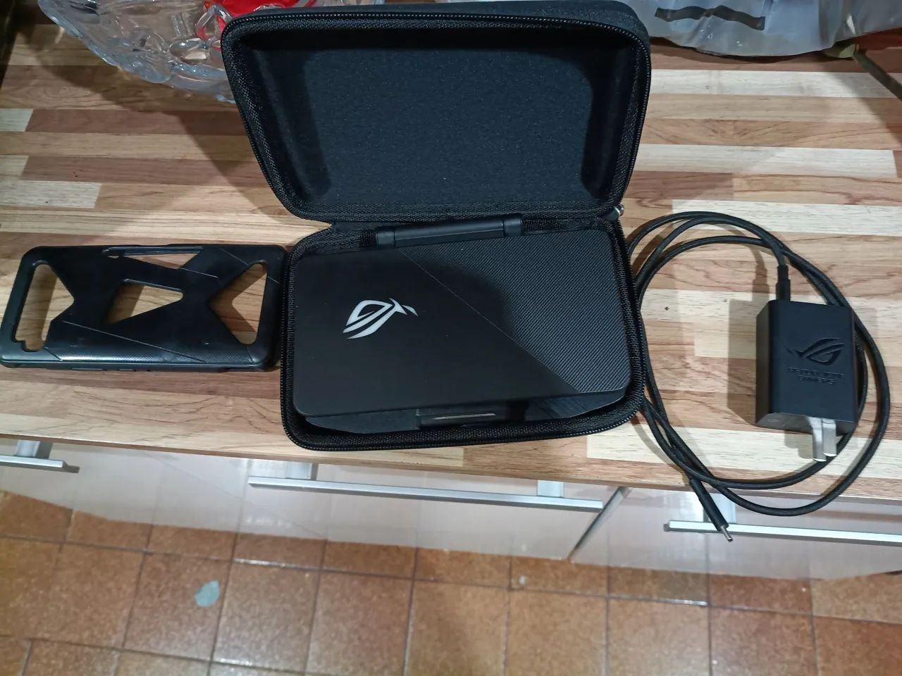 Rog phone completo celular gamer com dock - Foto 2