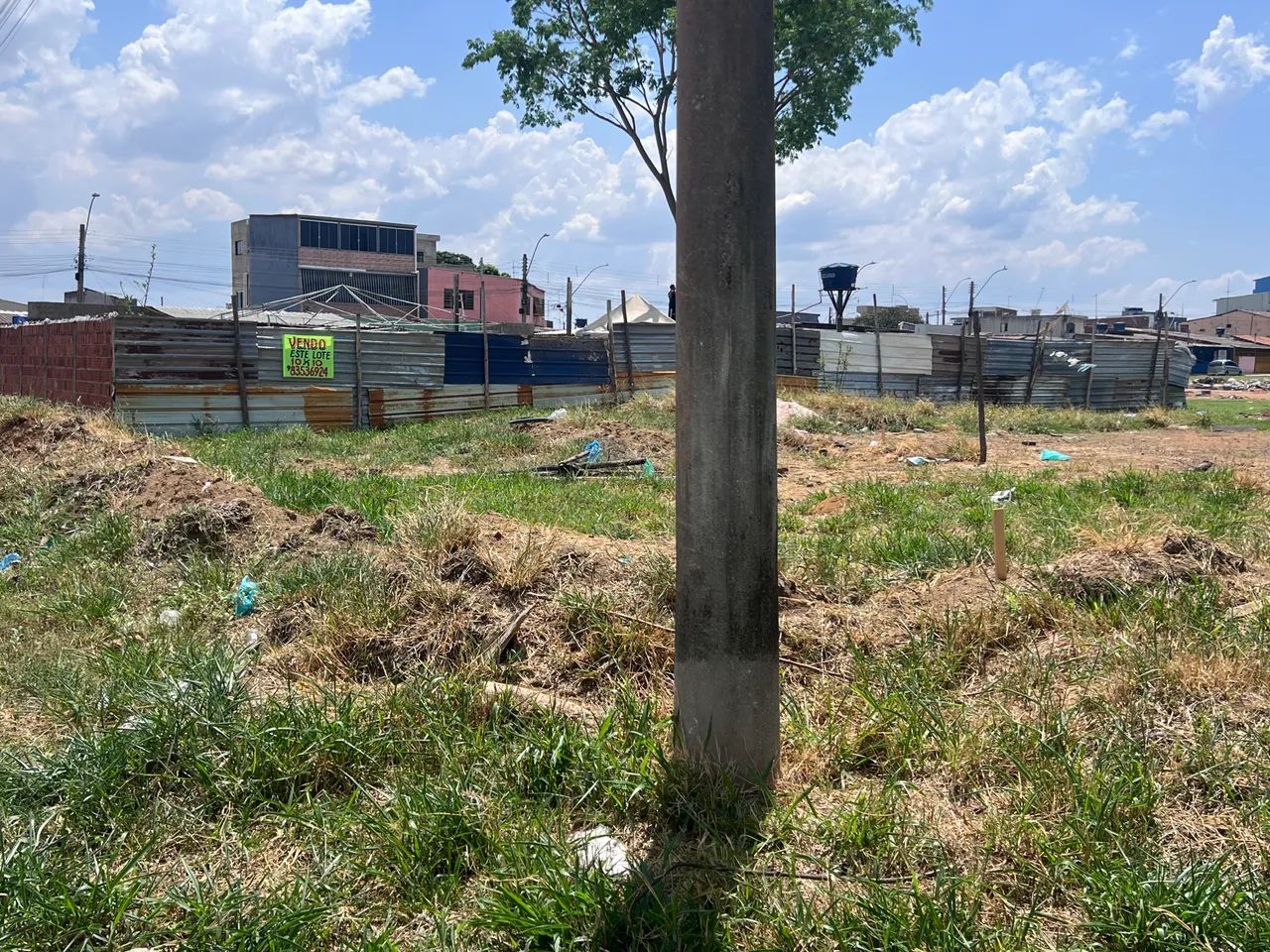 Lote de esquina escriturado  - Foto 4