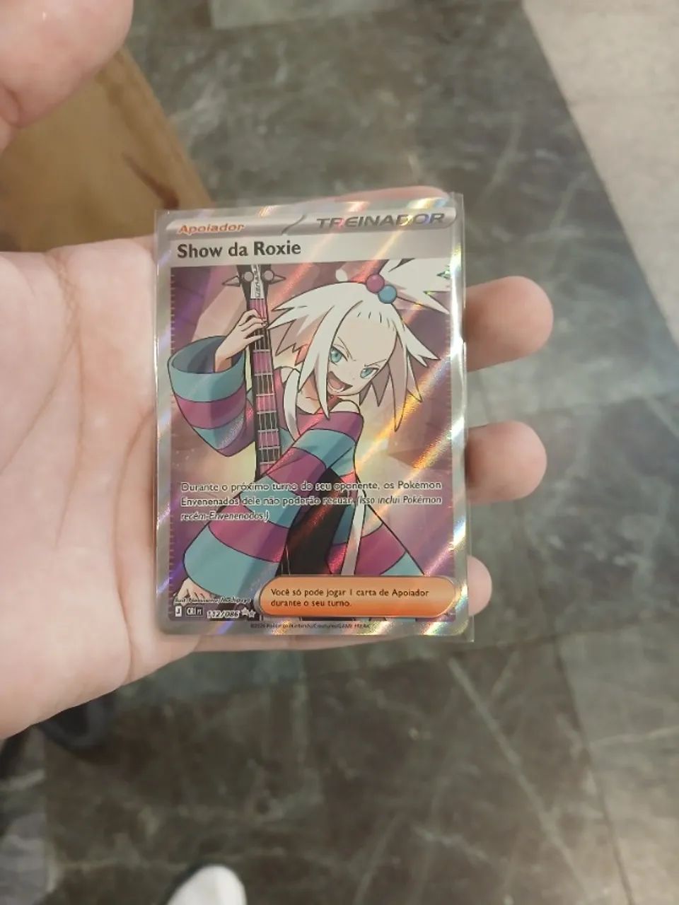 Carta pokemon show da Roxie