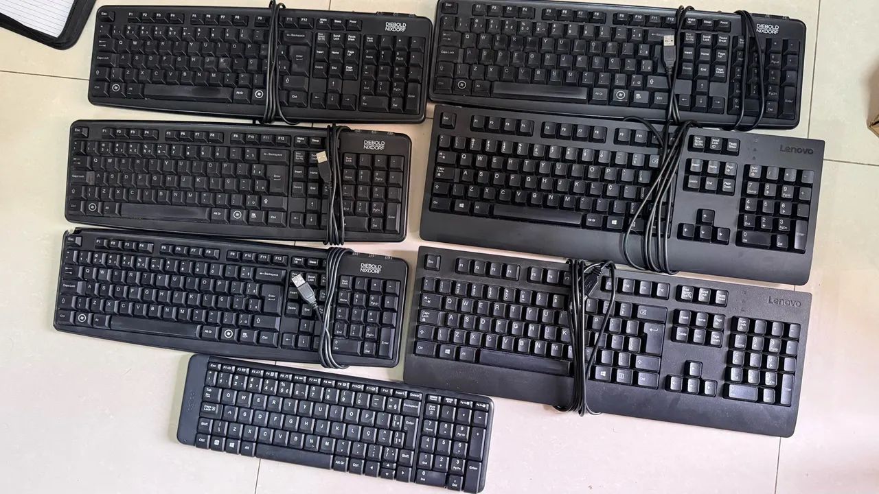Teclado Mecânico USB Lenovo e Diebold