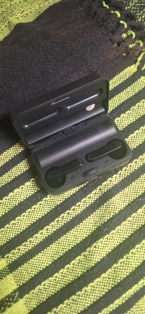 Fone de ouvido aprova d'água TWS + Cabo