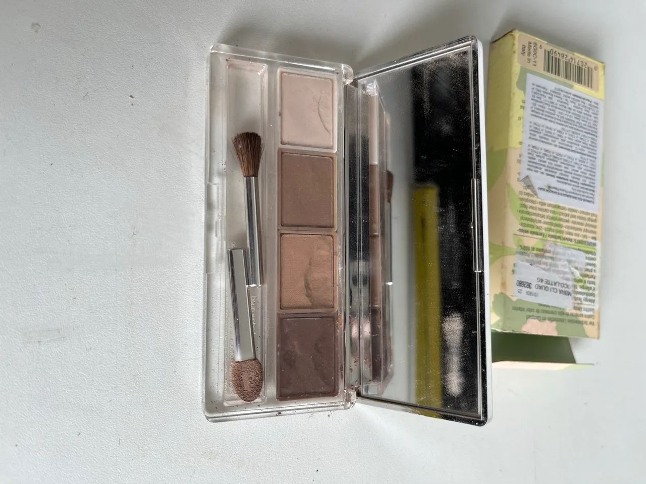 Sombra olhos Clinique tons marrom  - Foto 2
